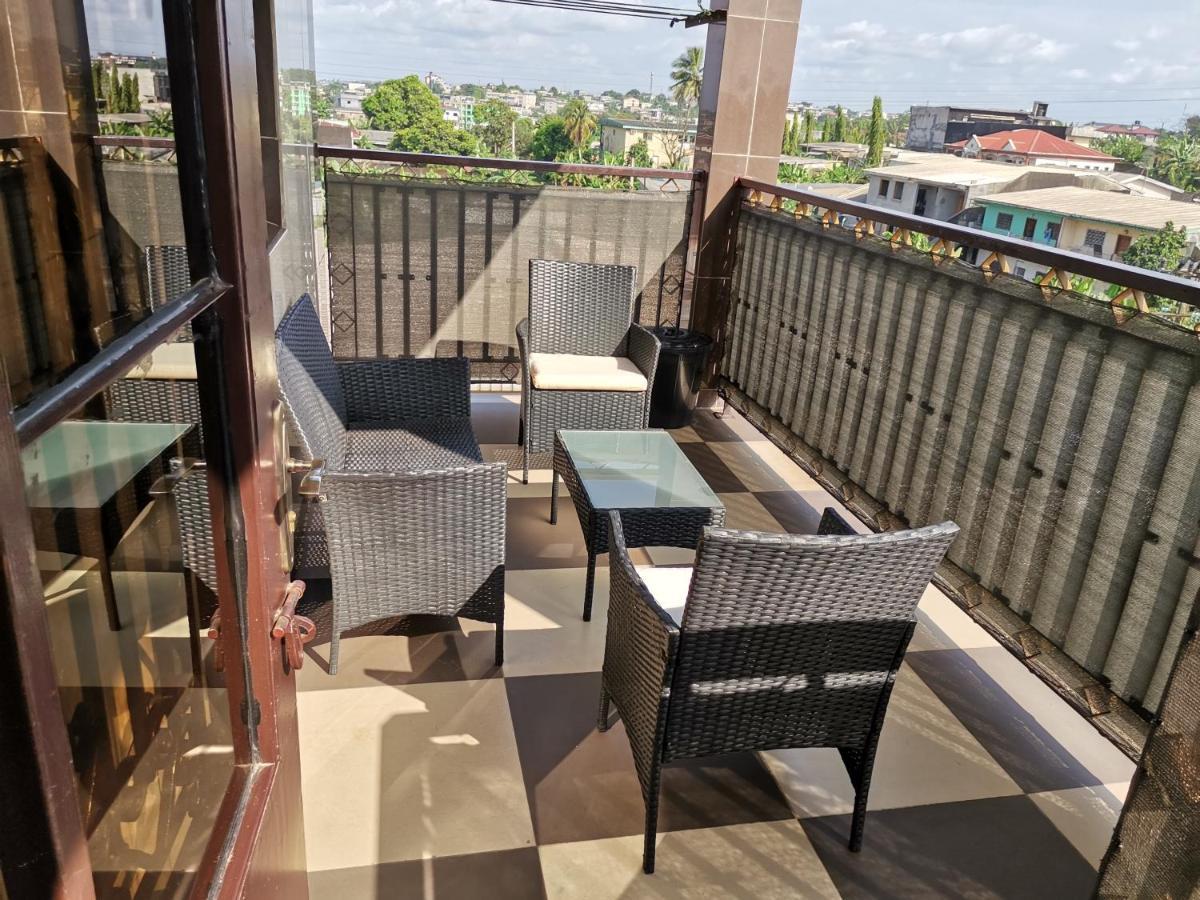 Residence Hoteliere Mb-202 C Douala Eksteriør billede