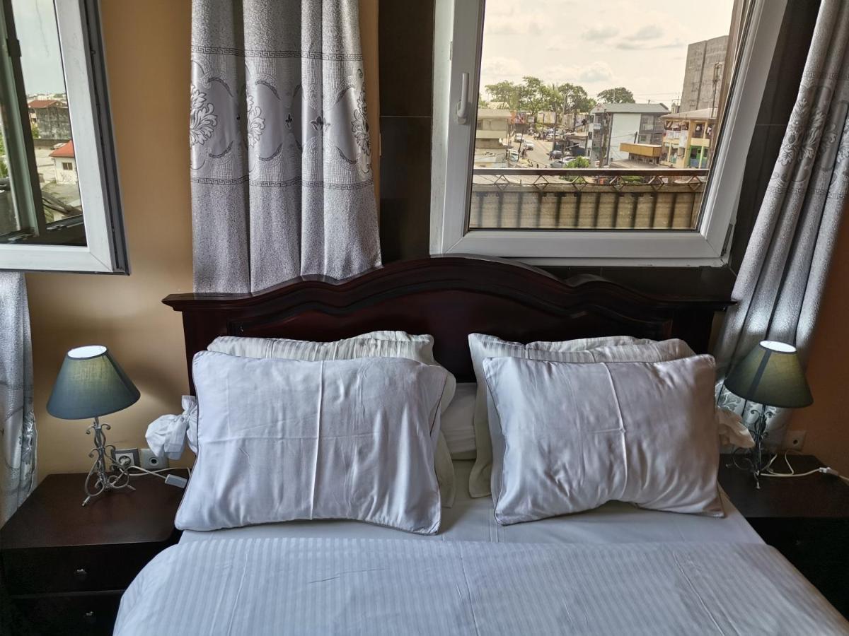 Residence Hoteliere Mb-202 C Douala Eksteriør billede