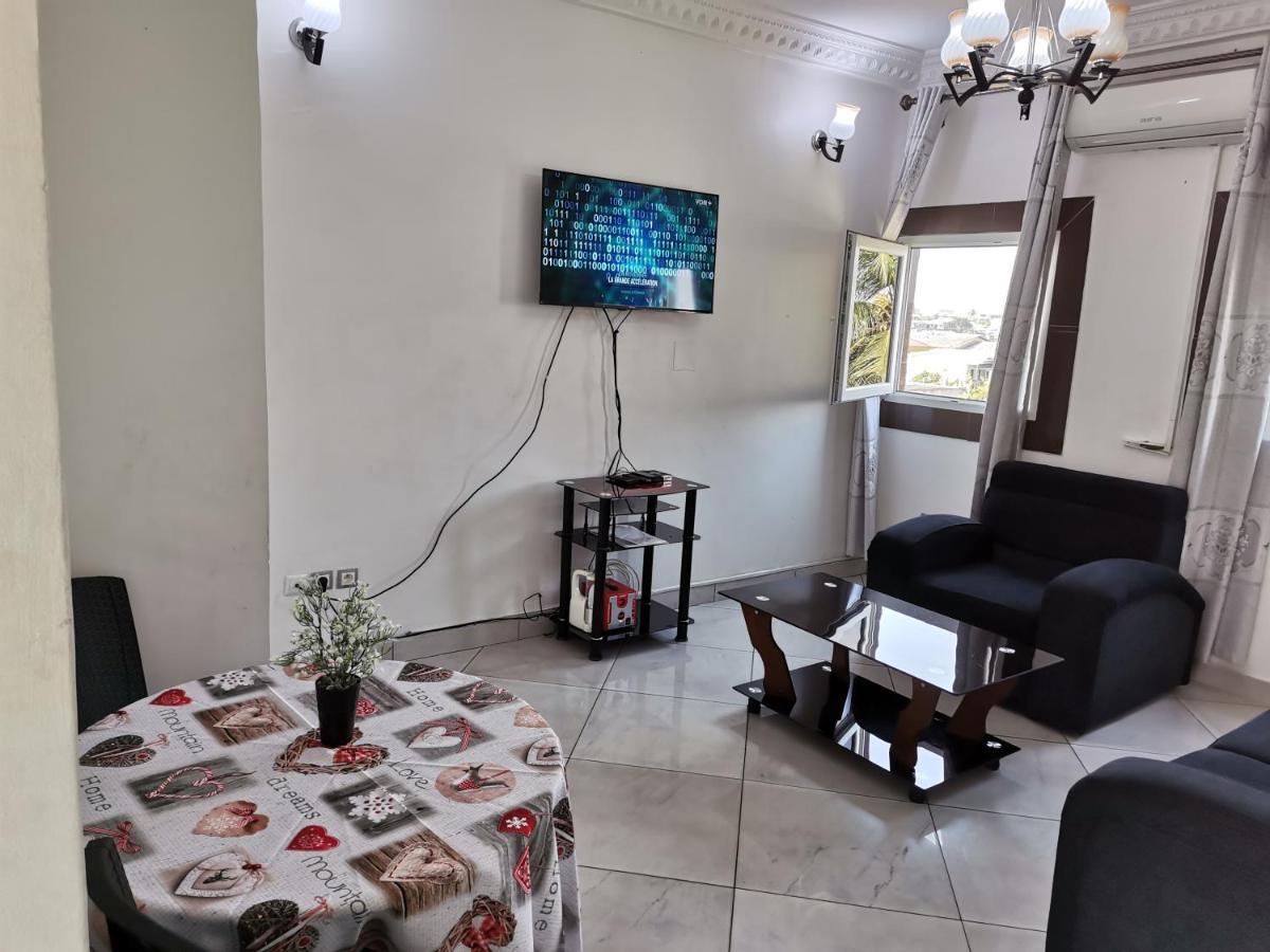 Residence Hoteliere Mb-202 C Douala Eksteriør billede