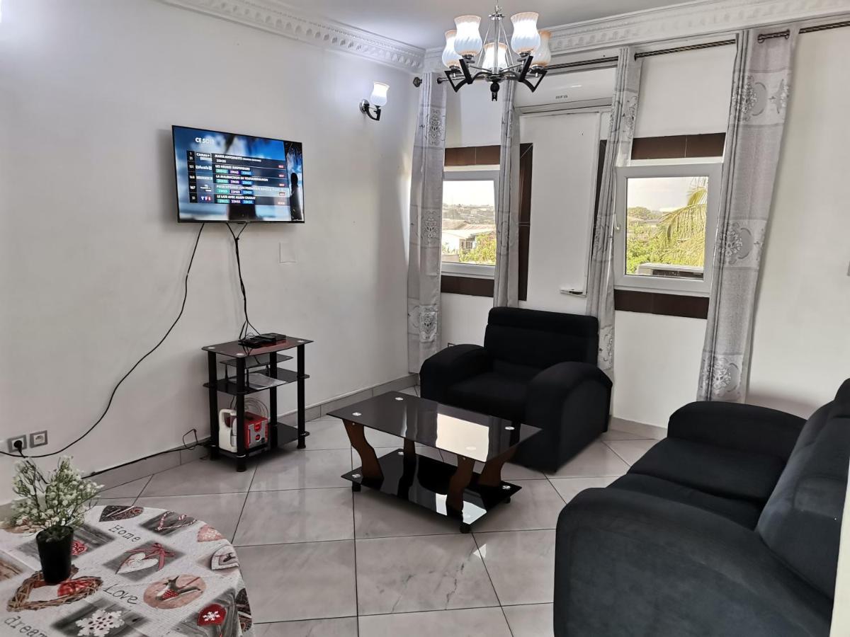 Residence Hoteliere Mb-202 C Douala Eksteriør billede