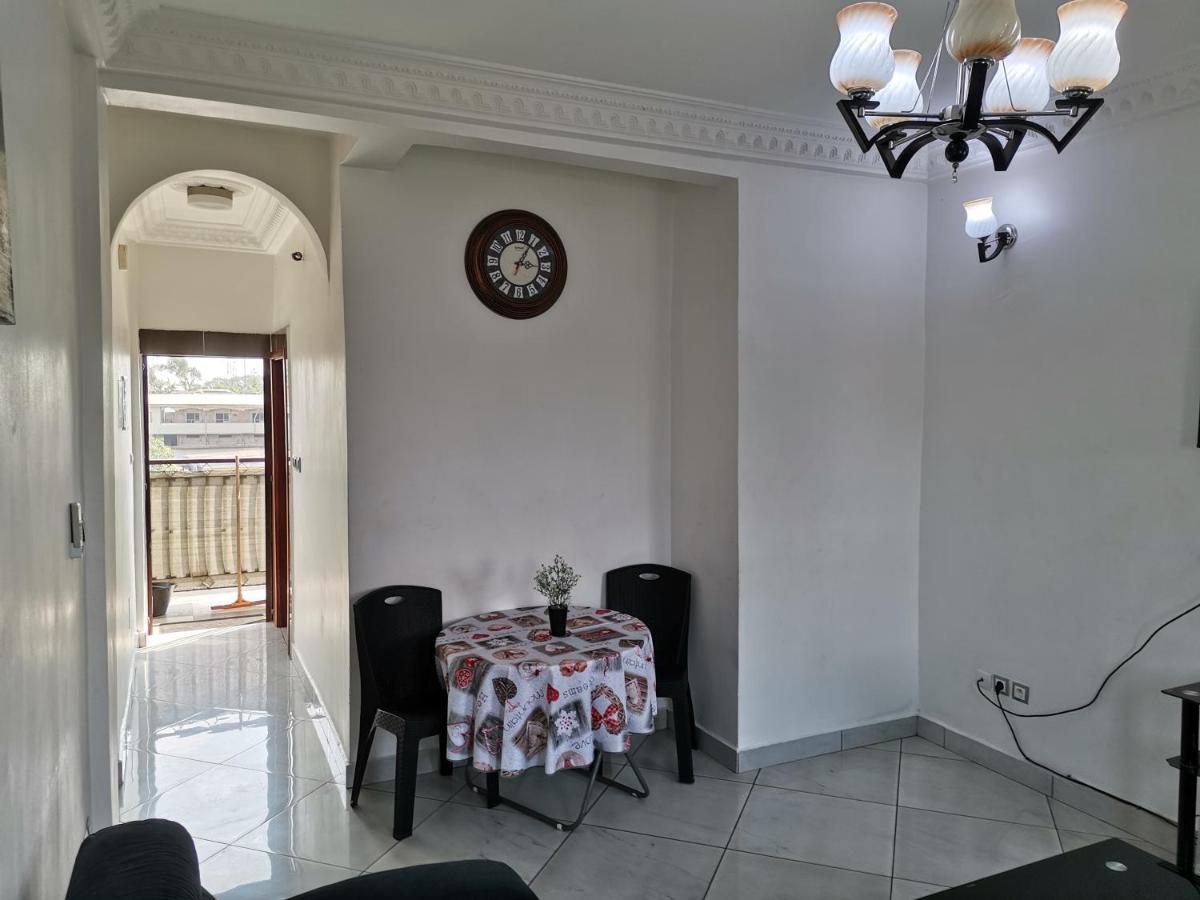 Residence Hoteliere Mb-202 C Douala Eksteriør billede