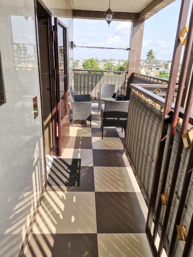Residence Hoteliere Mb-202 C Douala Eksteriør billede